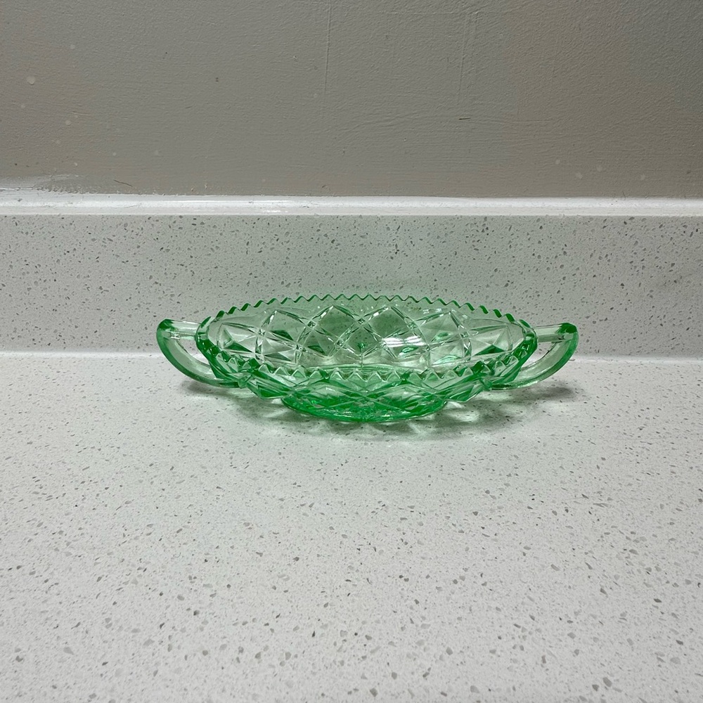 Vintage Uranium Imperial Glass Pickle Dish